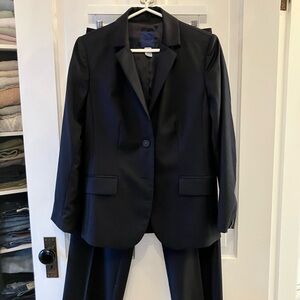 J. Crew Women’s Navy Wool Suit  size 6